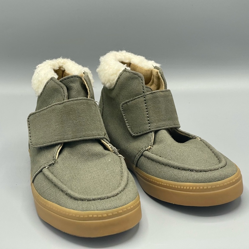 Boys Shoes size 11